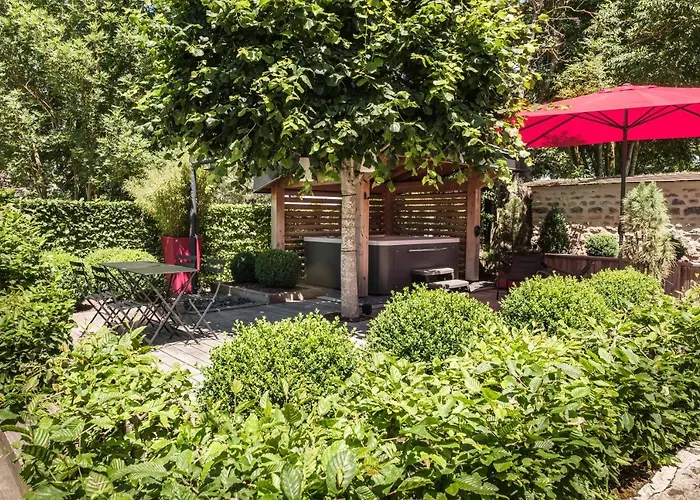 Le Domaine Des Pres Verts Suites & Chambres Avec Jacuzzi Privatif